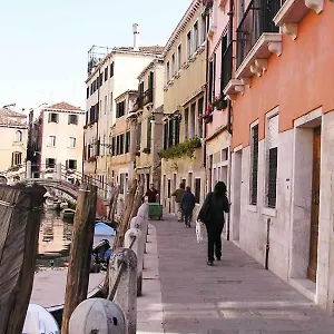 Guest house Ca' Turelli Dimora Storica ***
